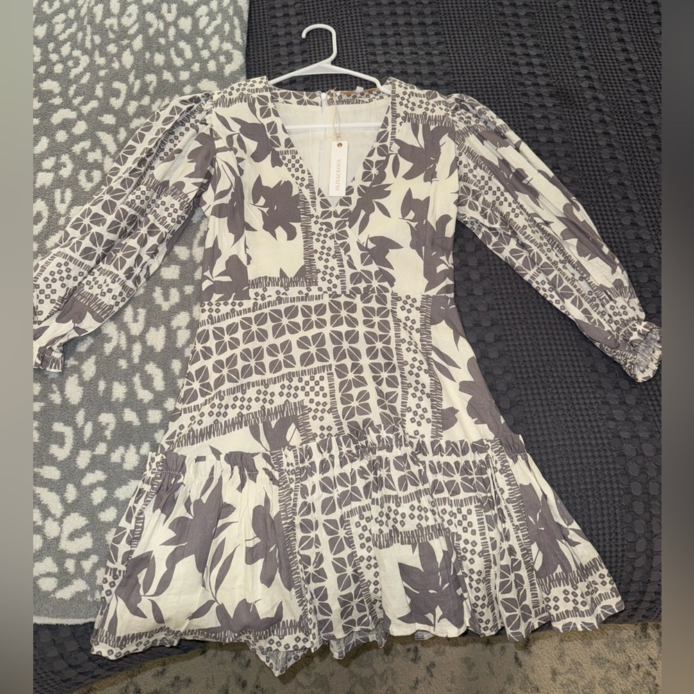 Olivaceous Black and White Fit and Flare Dress Small